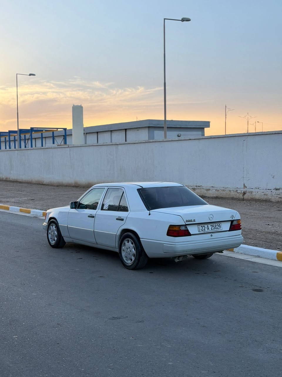 مارسيدس للبيع
مكينه بطة 2500ديلكو
رقم اربيل الدولي
سنوية لحد2029
ادامة كامل كلها شغالة
تبريد ثلج
السعر52 ورقه
***********
