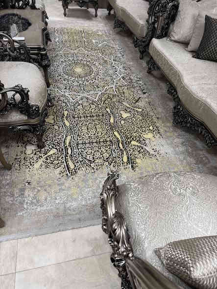 سجادة كاشان حرير  ايراني  +   ميز  تلفزيون تركي +  صوبه كهربائيه
سجادة  كاشان  ايراني  حرير  حرير  حرير

جديده جدا جدا جدا 
استخدام موسم واحد فقط 
قياس  ٢ *٤
السعر  ٣٢٥  الف  وبي مجال بسيط 

وميز  تلفزيون تركي لون اسود جديد جدا  
القياس
طوله    ١٨٠    سم
وارتفاعه   ٥٠  سم

السعر   ٢٠٠   الف    ومجاله بسيط

عندي صوبه كهربائيه ماركة راقيه  جديده اكرر جديده (( غير مستخدمه )) 
 بعدهي بالباكيت  سعره   ١٢٥   الف

المكان  بغداد   الحارثيه     شارع الكندي
قرب مول بغداد

***********
