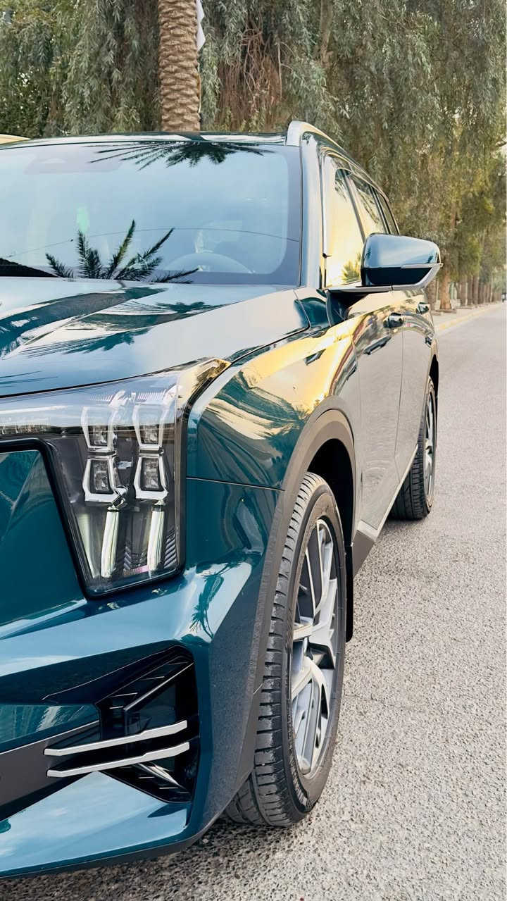 🚗 للبيع – GAC GS8 فئة GT

📍 الموقع: [بغداد-المنصور]

📅 الموديل: [2024]

🛠️ الحالة: [مستخدمة - عداد الكيلو متر  10,000]

💚 اللون: [زيتوني]

🔧 المحرك: 2.0L تيربو

⚙️ الكير: أوتوماتيك 8 نمره (8-speed automatic AT)

🪑 المقاعد: 7 مقاعد الداخل اسود – المقاعد جلد فاخر لون اسود وزيتوني

🇨🇳 فئة GT ا– (FWD / 2WD)

المواصفات:

✅ شاشة كبيرة 14.6 إنج Apple CarPlay

✅ شحن الهاتف {Wireless}

✅ رادار أمامي وخلفي

✅ حساسات امامي وخلفي 

✅ داش كام بلادي 

✅ كاميرات 360° عدد 5

✅ تشغيل بصمة + دخول ذكي

✅ صندوق كهرباء

✅ تشغيل السيارة عن بعد 

✅ ويل كب حجم 20

✅ اشارة بالمرآة 

✅ تبريد مقاعد الأمامية 

✅ سقف بانوراما

✅ مثبت سرعة ذكي + شفتات ستيرن

✅ أنوار LED أمامية وخلفية

✅ مكيف مستقل خلفي 3 قطع  شركة AISIN اليابانية

✅ نظام صوتي فاخر

✅ وسائد هوائية (Air bag)عدد 10 

✅ بصمة عدد 2 

الاضافات : 
1- واقيات مطرية مال شركة اصلي 
2- مطريات نفس لون السيارة
3-ارضيات اضافة لارضيات السيارة الاصلية

2 تبديلات دهن وفلتر مجاناً  ضمان شركة 5 سنوات 

ملاحظة : بيها شخط صغير باب السايق مال خباثة و رصعه بالصندوق كما موضح في الصورة 

💰 السعر المطلوب: 38 مليون 

📞 التواصل وتساب : [***********] بغداد, العراق
