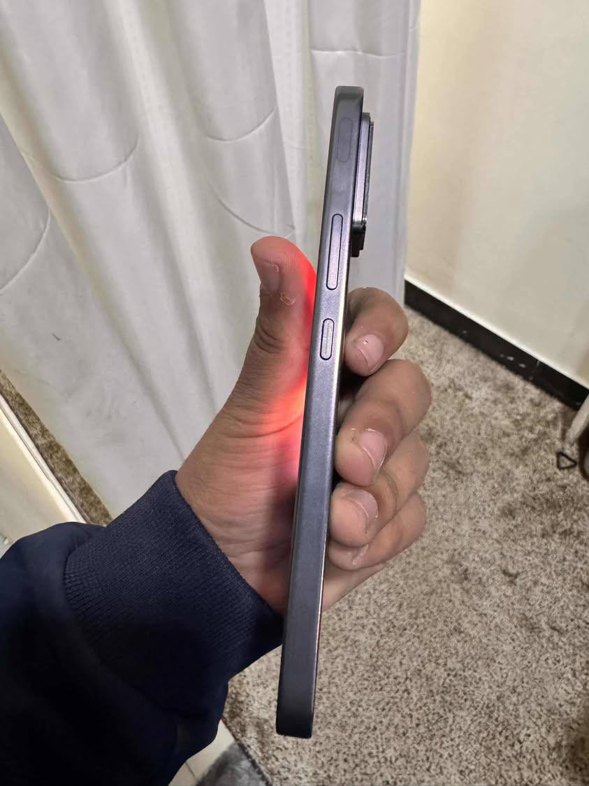 السلام عليكم
انفنكس  gt 30 pro
ذاكرة 256
عشوائية 24
كامرة 108 4k 60fbs + امامية 4k
معالج Dimensity 8350 Ultimate 120fbs
شاشة 144 هيرتز اموليد
شحن سريع 45w
شحن لاسلكي 30w+شحن عكسي سلكي ولاسلكي 
صوت ستريو 
شفتات العاب بل جهاز 
ضهر RGB lighting
بطارية 5500
مواصفات متخلص 
الجهاز شاشته بيها خط + بكسلات الشاشة واضحة شاشة لمس تخبل ولا تعلك 
للبيع225 أو مراوس 
بغداد ابو غريب


**إذا كنت صاحب هذا الإعلان وتريد حذفه لأي سبب، رجاءا أرسل رسالة إلى الدعم الفني**