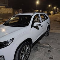 سورنتو 14 خليجي مكفوله فول عده البنرامه رقم بغداد محرك 6،،،، 078048599...