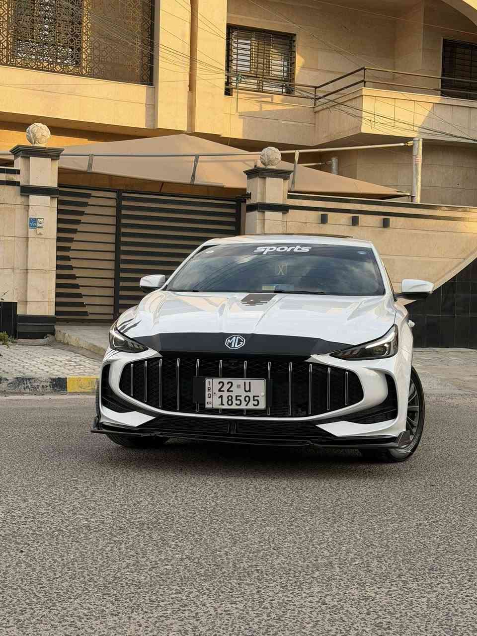 السلام عليكم ورحمة الله
شبابنه الطيبة سيارة ام جي جي تي للبيع او مراوس 

ب بي واي دي دستروير او سيل 5 

السيارة فول مواصفات مرتبها ومعدلها 

سستم صوت

داخل جلد احمر

سايد بريك كهربائي

اوتو هولد

كشن كهربائي

فتحة سقف

محرك 1500 تنفس طبيعي

رقم اربيل 

مكاني بصرة والشراي يتواصل ***********
