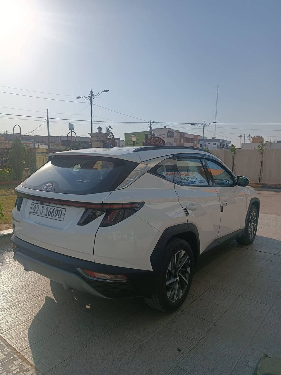 🚗 للبيع – هيونداي توسان 2024 🚗
✅ محرك 2000 سي سي – 4 سلندر
✅ ناقل حركة أوتوماتيك 6 سرعات
✅ نظام دفع أمامي (FWD)
✅ ماشية 41,000 كم فقط
✅ رقم السيارة: نينوى 12 J 16690
🔹 شاشة معلومات كبيرة
🔹 كاميرا خلفية
🔹 حساسات أمامية وخلفية
🔹 بلوتوث
🔹 مثبت سرعة
🔹 تشغيل بصمة للأبواب
🔹 تشغيل عن بُعد
🔹 مرايا كهربائية متحركة مع إشارات جانبية مدمجة
🔹 مكيف أوتوماتيك مزدوج (تبريد وتدفئة)
🔹 نظام مانع الانغلاق ABS
🔹 نظام الثبات الإلكتروني ESP
🚘 السيارة نظيفة جدًا وجاهزة للفحص والمعاينة، استخدام شخصي وبحالة ممتازة.
💰 السعر: 21,000 دولار 📌 السعر قابل للتفاوض للجادين فقط.
📞 للاستفسار والاتصال: ***********--***********
🌹 الرجاء التواصل من الجادين فقط.
