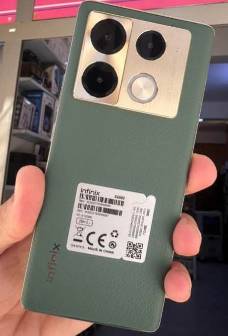 انفنكس نوت 40 برو 
مستخدم قليل جديد فول.. سبب بيع متوازي عل بيع
مواصفات قويه... 
اللون المميز ♂️
⚜️الذاكرة 256 والعشوائية 24 (12+8) 

⭐️الشاشة اموليد منحينيه الاطراف بتردد 120Hz
⭐️المعالج من ميدياتك  Helio G99 Ultimate
⭐️ كاميرا الخلفية 108+2+2MP
⭐️الكاميرا الامامية 32MP
⭐️ البطارية 5000mAh  تدعم الشحن السريع  ... السعر 300 بي مجال


**إذا كنت صاحب هذا الإعلان وتريد حذفه لأي سبب، رجاءا أرسل رسالة إلى الدعم الفني**