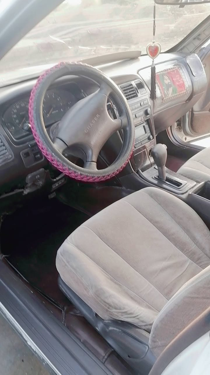 شيزر موديل 2000 كير ومكينه كفاله حدادية 70بالميه محرك vvt2500 رقمها بصره مكان السيارة ميسان سعرها 47 وبيها مجال بسيط شرط التحويل رقم صاحب السيارة ***********
