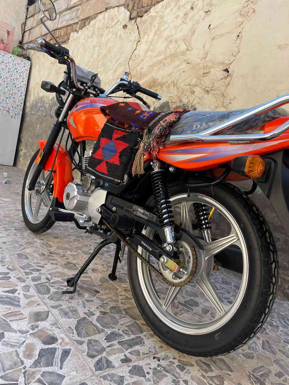 السلام عليكم موطور دايون عضم للبيع
الموطور جديد2023. طالع بل2024
المكان طويريج الشراي يتصل ويدلل
اوراق اصولي
***********
