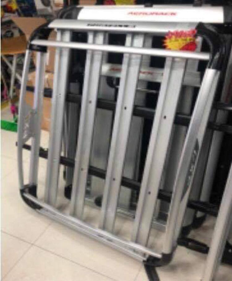 السلام عليكم عندي ادوات مال هايلندر دوسات ودعاميات و سبايدرات وسيبايات ودروعه ابيعهن شلعه وحدة مكاني بغداد للاستفسار ***********
