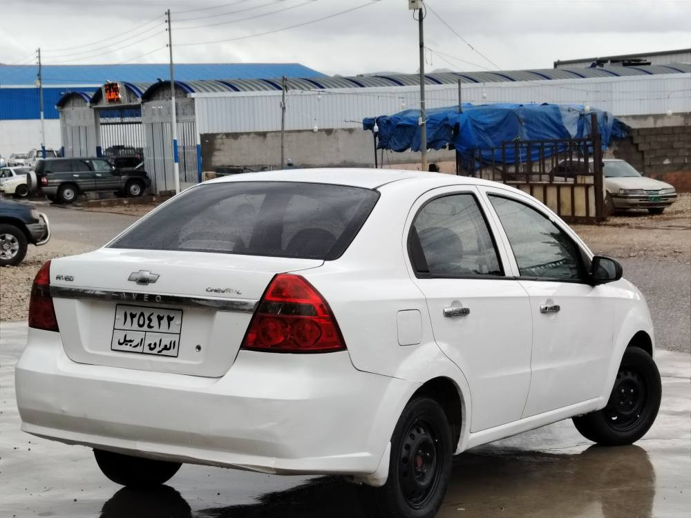 ئەڤیۆ مۆدیل 2007 گێڕعادی مەکینە گەورە
کاڵبونەوەی نیە دەعمی نیە
دوو پارچەی بۆیاغە بێ دەعم و لێدران
گێڕومەکینەو تەبرید بەشەرت.
وەرەقەو نیوێک غرامەی لەسەرە دەیدەمەوە
***********لەکۆیەم
***********ڤایبەر وەتس ئەپ
49وەرەقەو مەجالێکی کەم كويسينجاك, أربيل
