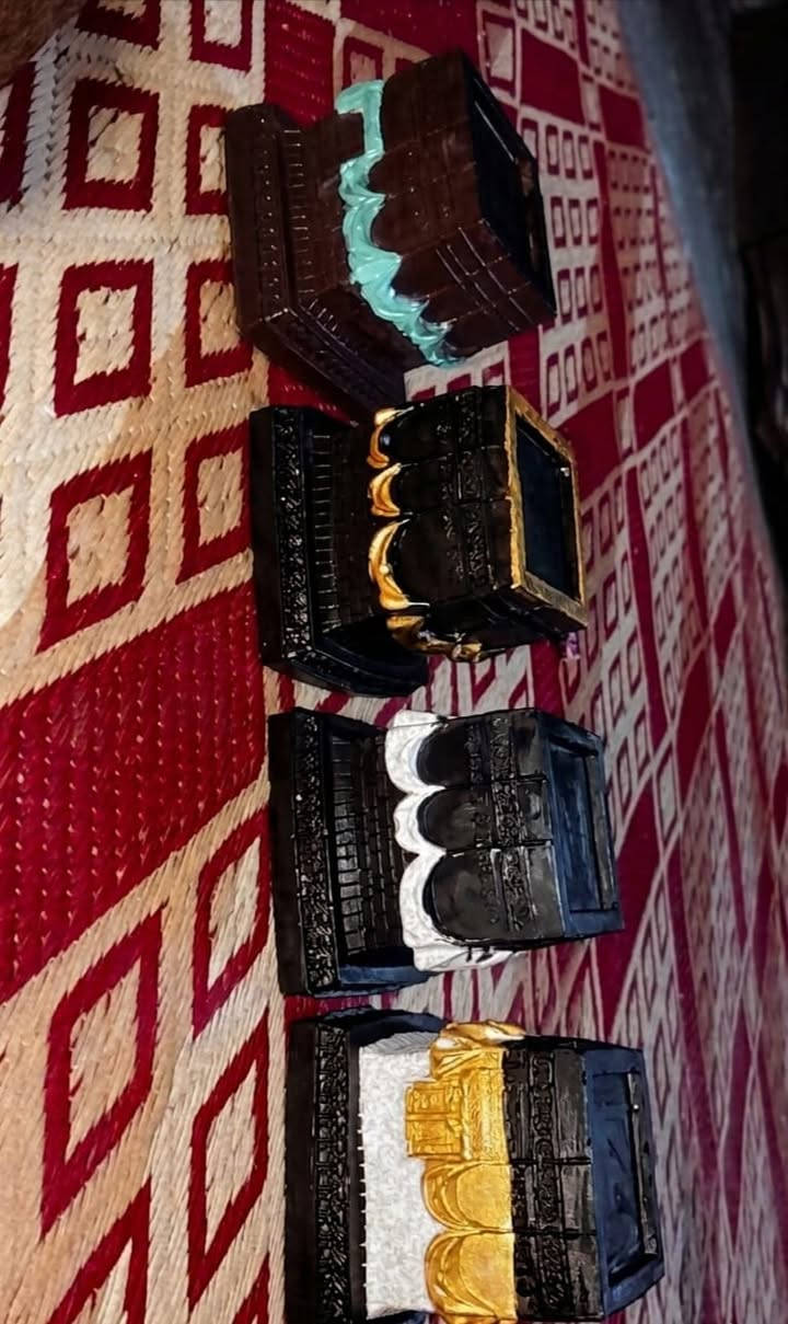 سعر قطعه 3000 فقط هديه حج


**إذا كنت صاحب هذا الإعلان وتريد حذفه لأي سبب، رجاءا أرسل رسالة إلى الدعم الفني**