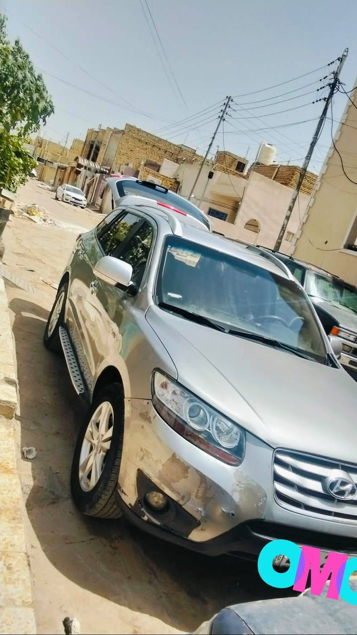 سنتافيه ادوات كاز كص جنطه دخول جديد 2010  محرك وكير وحداديه جديد تبريد قطعتين ثلج السعر 45 وبيهه مجال السياره بل العماره اي استفسار اتصل على الرقم *********** بدون مراوس بيهه ارقام وسنويه انكليزي
