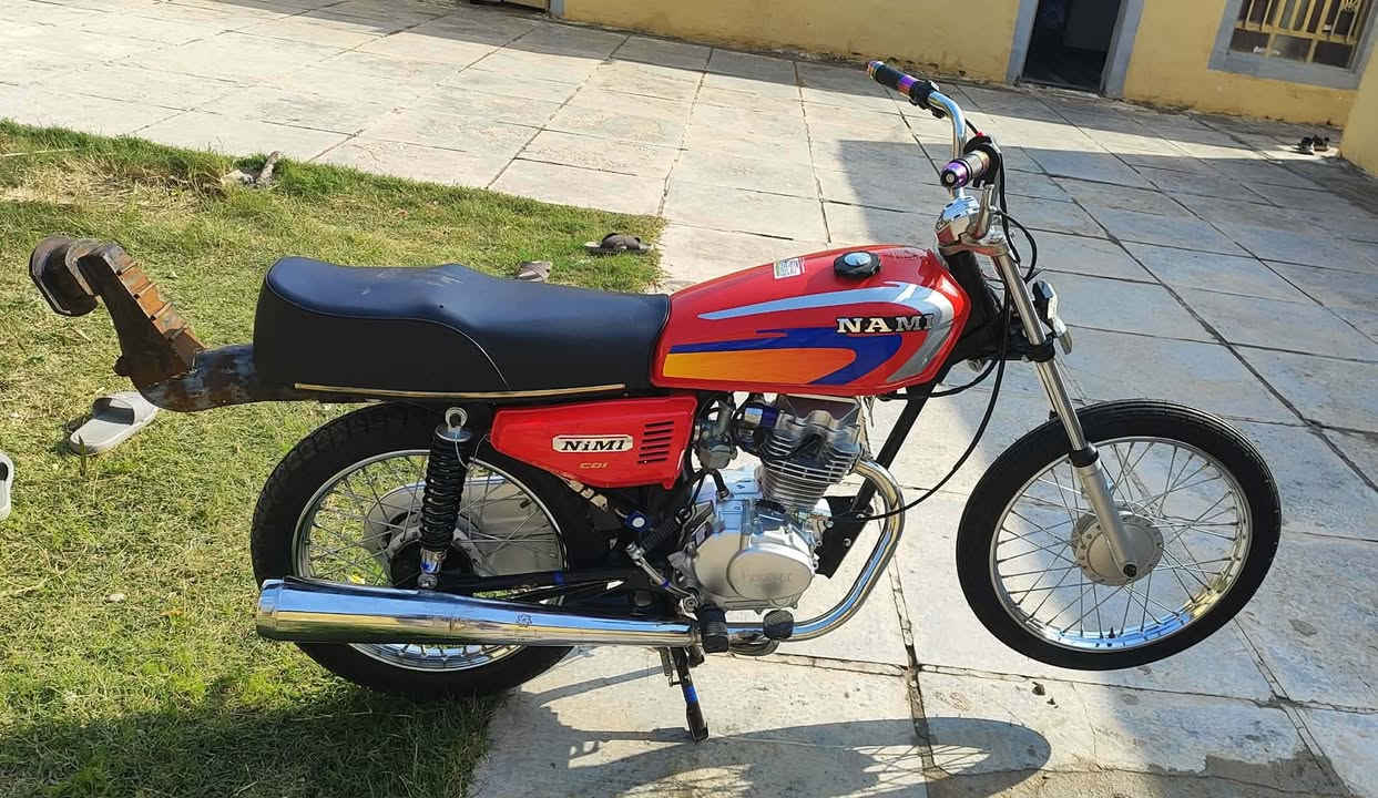 سلام عليكم دراجه تعمير جديد صارله شهر ونص شاصيه 21 كلك كلك  
مكاني شاميه 
السعر خاص رقمي ‏‪***********‬‏
