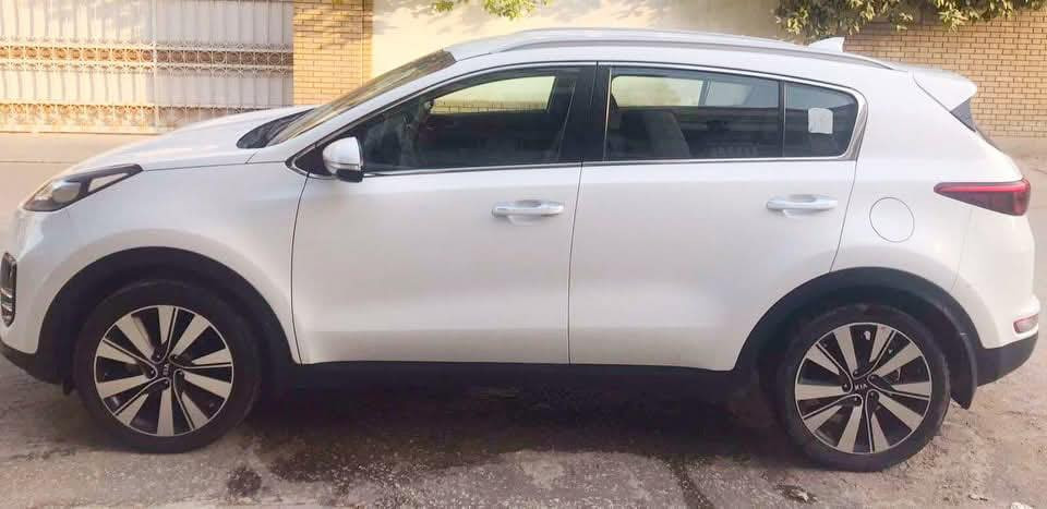 سبورتج 2017 خليجي وكالة الدولية مواصفات عادية شاشة وسط كاميرا حساسات داخل مخمل وصاصي تبريد قطعتين محرك 2000 اشارة بالمرايا سويجات عدد ثنين كفالة عامة من الصبغ بيها فقط بارد وتكحيل كارت بقبغ الجنطه كير ومكينة على وضع الشركة حدادية وتخم تاير جديد وتبديل الدهن كله بالشركة رقم بغداد بأسمي السعر// 168 مكان السيارة بابل الحلة ***********
