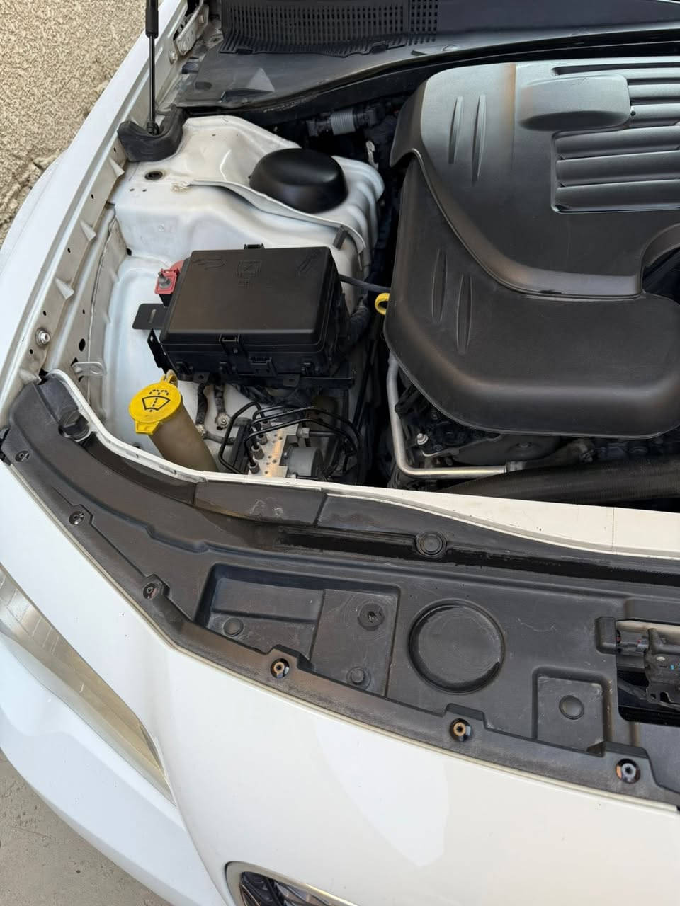 السلام عليكم
كرايسلر 2018 limited  فول مواصفات 
السياره كلين تايتل بدون ضربه وبدون صبغ 
السياره نضيفه جداً مال بيت 
للاستفسار الاتصال على الرقم 
*********** متوفر على الواتس اب
