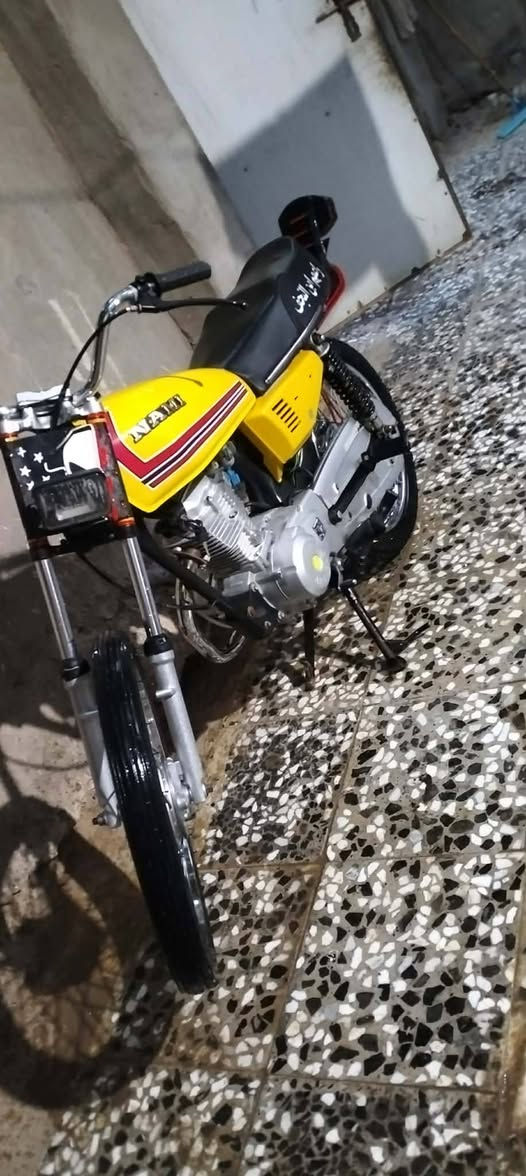 ‪اسلام عليكم
درجه للبيع 
جديده نضيفه شلعه فول مامتعوبه 
شاصي 20 درجه خير من الله ماعيزه شي
وكيلها هوشا بل خان مكان نجف 
عباسيه او هذه رقم ***********
