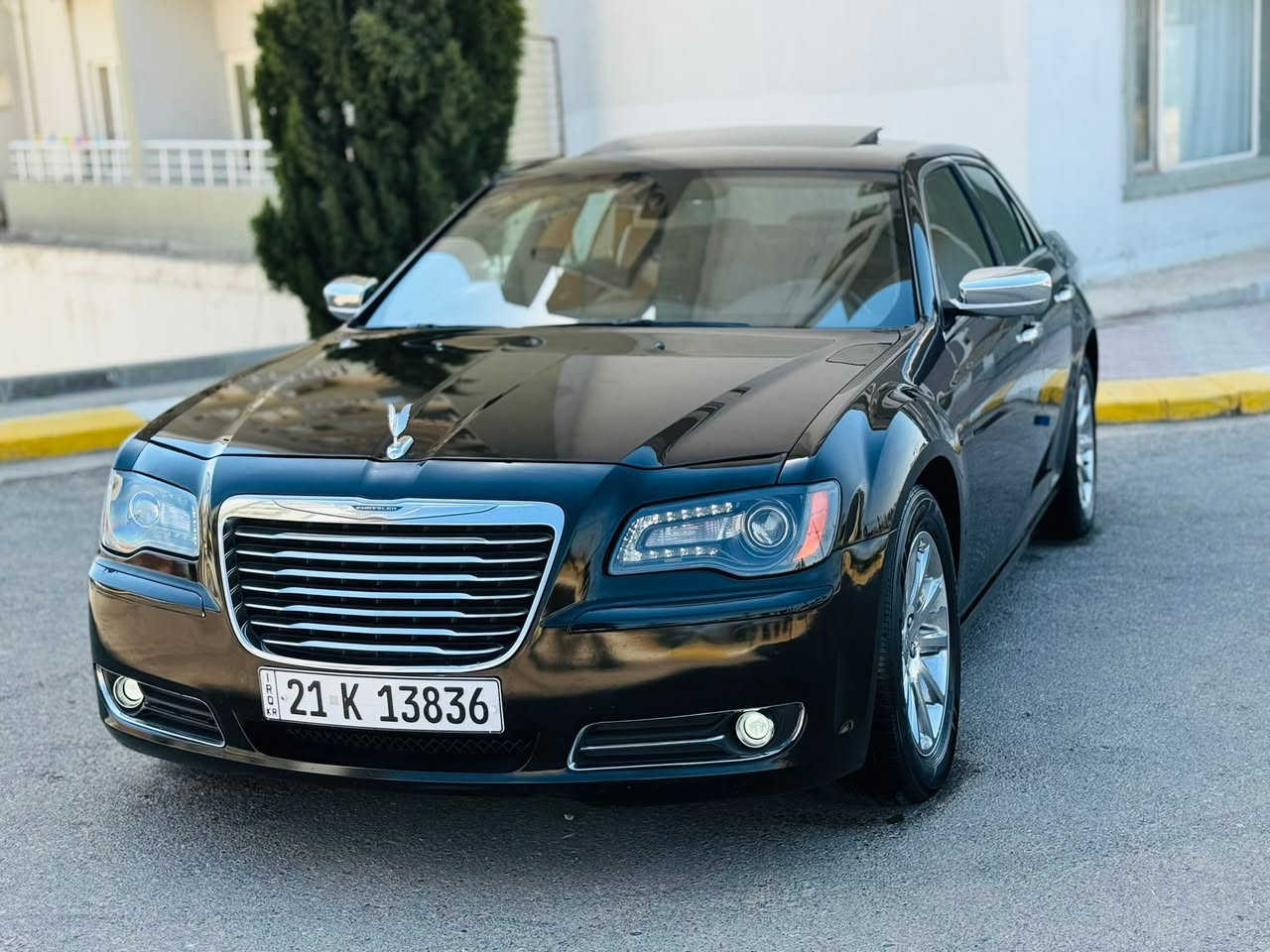﷽
‏                                 CHRYSLER 300 2012 LIMITED
كريسلر موديل 2012 ليمتد فول مواصفات پانوراما
لون اسود
--------------------------------------
مكان🌆: سليماني                       سعر💵: 176$
تليفون📲: ***********
--------------------------------------
محريك V6 3.6L سته سلندر
گير و محريك بشرط مامفتوح 
بدون صوت و صرف بدون خلل بشرط فحص
ماشيه 101 الف حقيقي بشرط
--------------------------------------
سيارة  كلين تايتل 
سيارة مكفولة بدون صبوغ
سيارة حيل حيلوة ماشالله
--------------------------------------
مواصفات
{{ بصمة - پانوراما - تشغيل عن بعد - شاشه كبير - گير ماوص - كشنات جلد - كشنات تتفيئة - كشن كهربا - كاميرا - تبريد مركزي - ڤوليؤم - تحديد سورعة - بلاجكتور - زينؤن - بعد }
-------------------------------------
اربع تاير بيلادي  جديد بدون مصروف
سيارة شرط بدون اى نواقص گير و محرك  و حدادي و كاهرباى كل بشرط
سنوية و رقم جديد سنوي بأسمي تحويل غرامة بشرط
--------------------------------------
