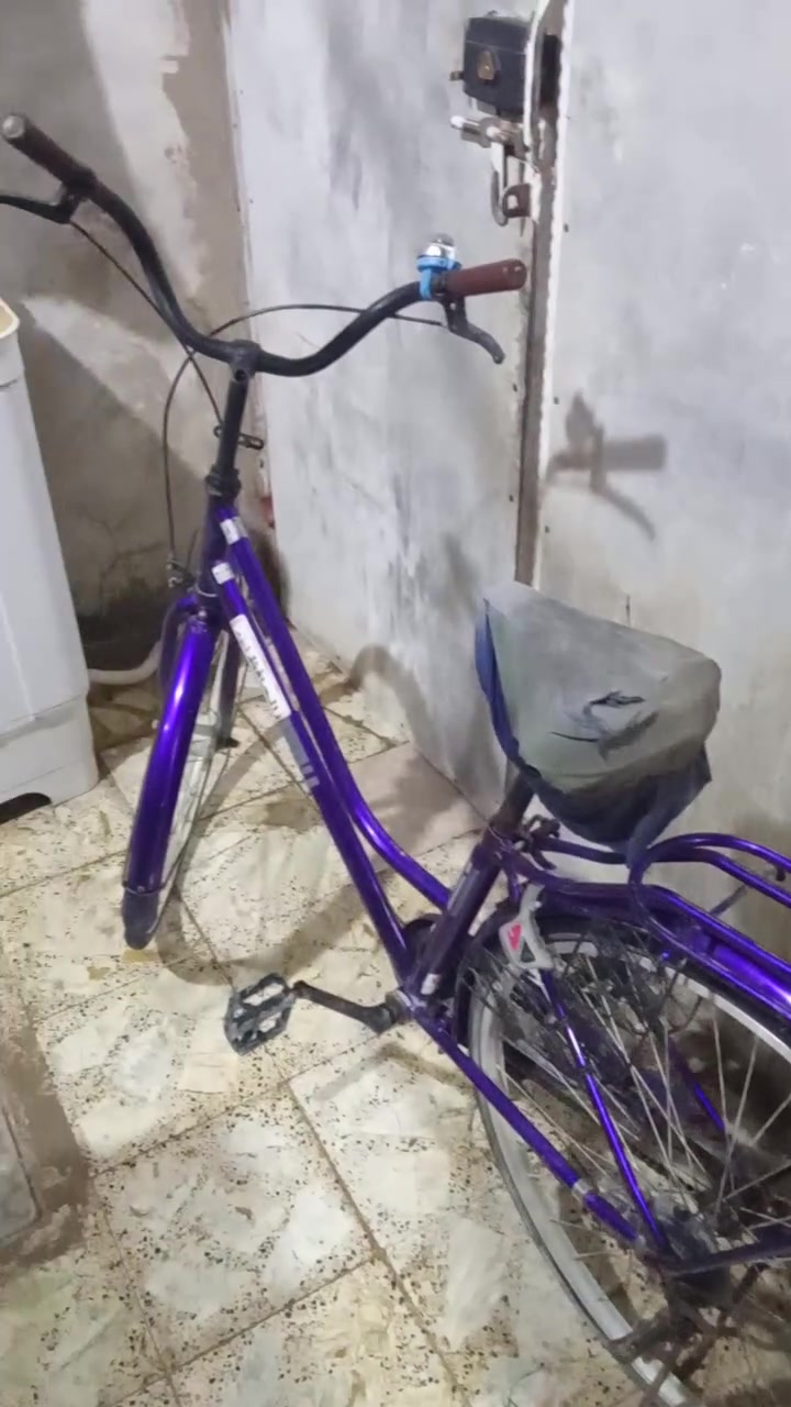 🚲 بايسكل للبيع
بايسكل لون بنفسجي، نظيف جداً ويلمع، بحالة ممتازة وجاهز للاستخدام.
💰 السعر: 90 دولار
📍 الموقع: النجف - الكوفة، قرب مستشفى الفرات
📞 للتواصل واتساب: ***********
الجاد بالشراء يراسل واتساب.

