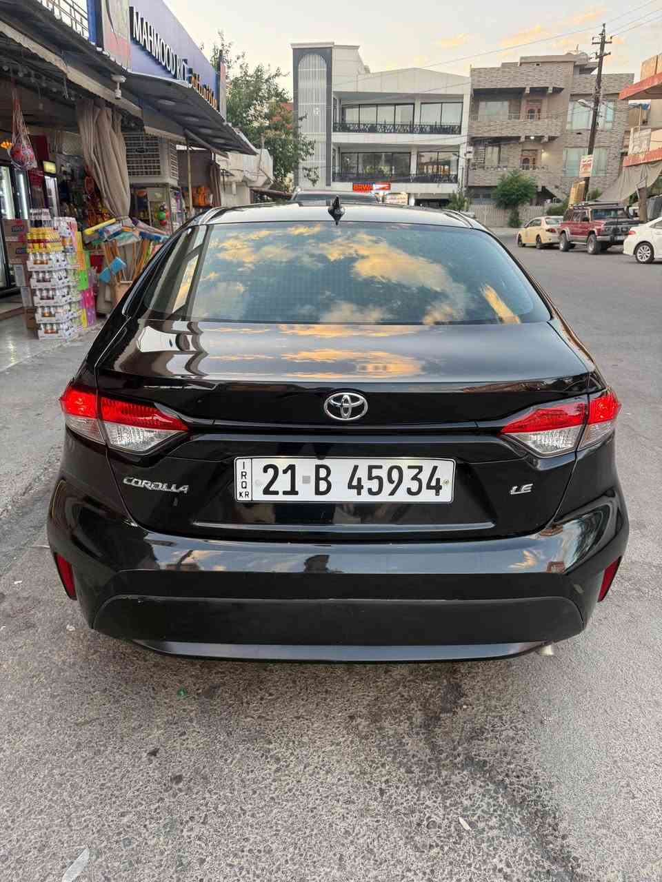تويوتا كرولا امريكىLe موديل2021مه كينه ١٨مه رخوب  سه نه وى ره قه مى تا 2029تازه يه 63000km روشتوه زور تا زه يه    دوو بارجه و دو به له ى بوياخه   بى شانسى  ره سمى سونه ر دانراوه  5YFEPMAE7MP217 169
*********** السليمانية, العراق

