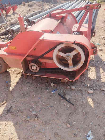 مور وقالعه مال بطاطه مستعمل موسمين السعر ٣٥ ومجال عنوان فايدة ***********@***********
