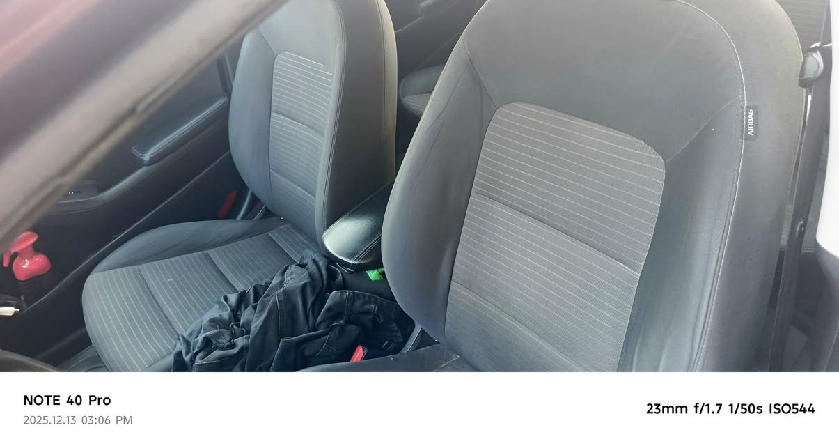 للبيع او المراوس كيا فورتي 2017 رقم واسط دولي باسمي وارد امريكي حادثه جاملغ خلفي فقط وبيه كلير ٤قطع ابيع حزام حتى لا اتبعك ولا اتعبني اكفله من كلبه وضربه وتجيه سياره بيه كلير مجرد شخوط 
مكينه مبدل بيه راجز فقط والراجز القديم عندي 
صدر نضيف تبريد نهاية الصيف بدلته 
السياره احلى من الصور 
ماشيه 121 ميل 
مكاني الكوت حي الجهاد 
السعر ١٠٠ وبيه مجال 
***********
