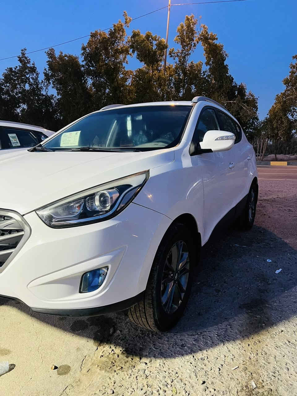 السلام عليكم
توكسان 2015 خليجي 

محرك 2000 دوش 

ماشية 57 حقيقي 100‎%‎ 🔔

كير محرك عل وضع الشركه شرط الفحص 

تحكمات وكامرا بلادية 

السيارة كفاله عامه من كلشي عده بارد مقدار أربع اصابع 

رقم بغداد 11 الدولي 

التفاصيل بالصور 📷 مكان السياره بالحله 
السعر  168 وبيها مجال 
*********** اتصال او واتساب
