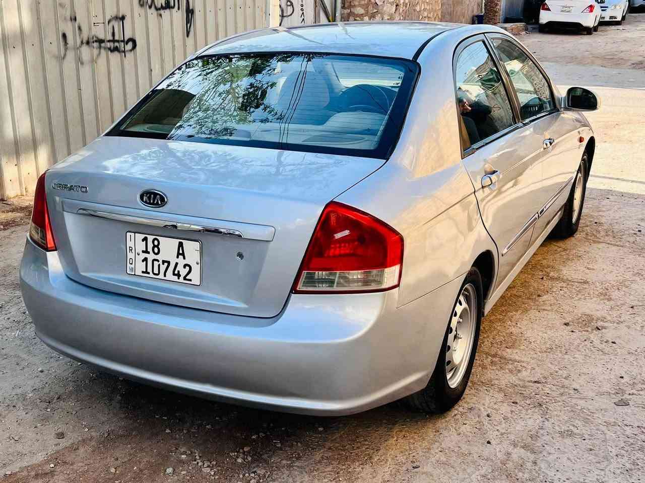 سلام عليكم سيراتو موديل 8 مكينه 1600 كير تبريد ثلج   حداديه 70بلميه مصبوغه عام جماليه سنويه لل29 السعر 72وبيه مجال بصيط ***********
