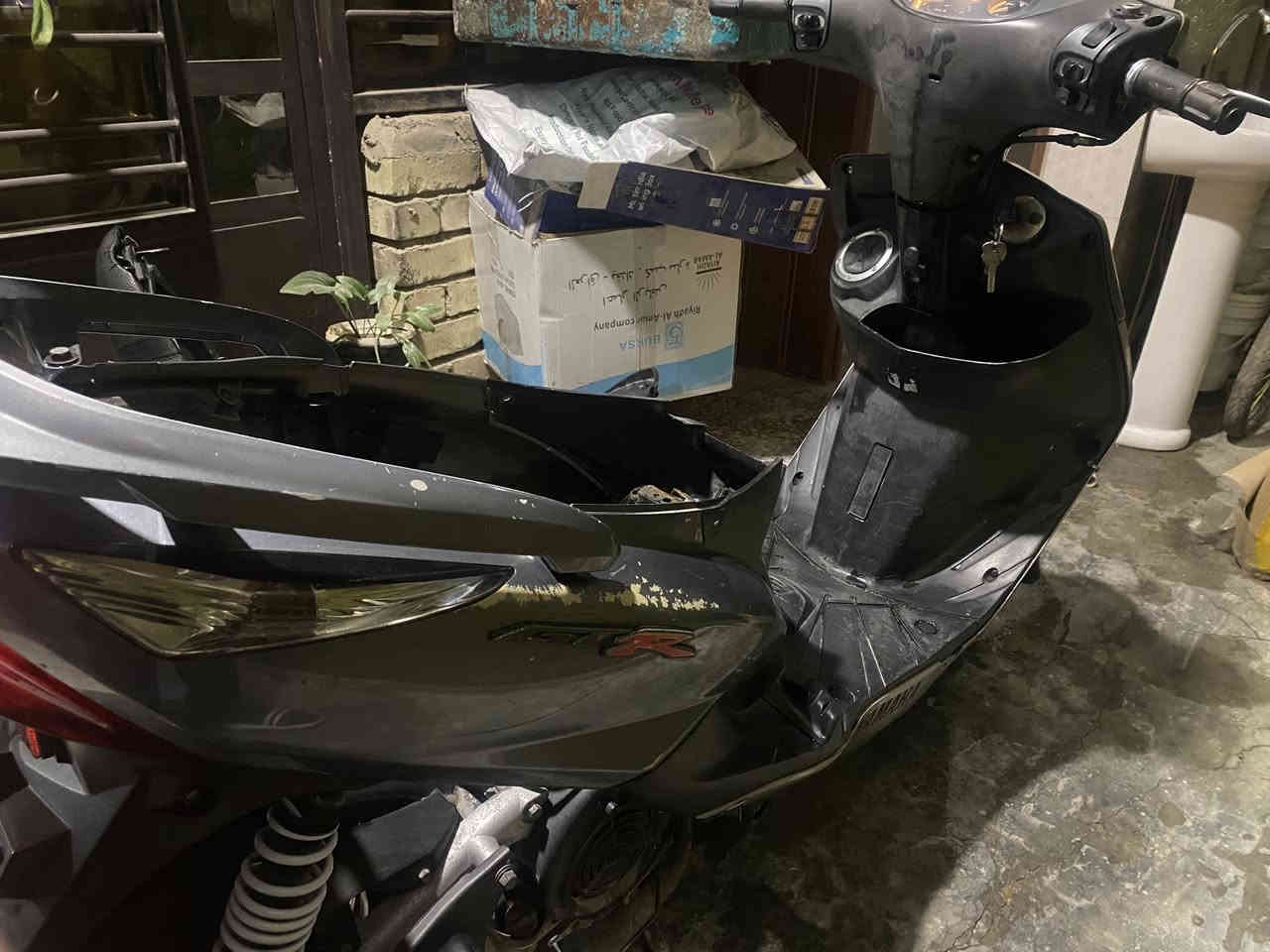 السلام عليكم 
للبيع 
دراجة ماكس ثعلب نوزل ليبل واحد كله مطابق الدراجه خير من الله رجاءً لحد يكسر بالسعر رايدها ب700 
للاتصال ***********
مكاني بغداد الشعله الخطيب
