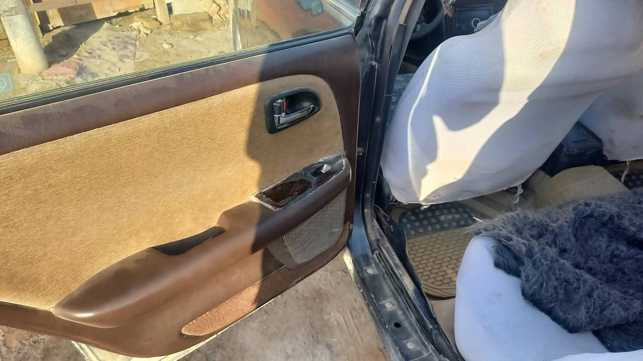 للبيع. سياره شيزر. مكينه وكير خير من الله. كهربائيات شغاله تبريد شغال علمن السياره نقل. اسويلك بيهه وكاله السعر 35 وبيهه مجال مكاني ذي قار الجبايش. رقم راعيهه ***********
