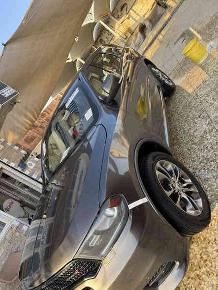 سلام عليكم نوع دوركو للبيع حجم مكينه ثلاثه وستميه موديل 2019 اصل سياره حادث جاملغ و بنيد سياره جاهزه من كل شي سعر 220 رقم الهاتف ***********
