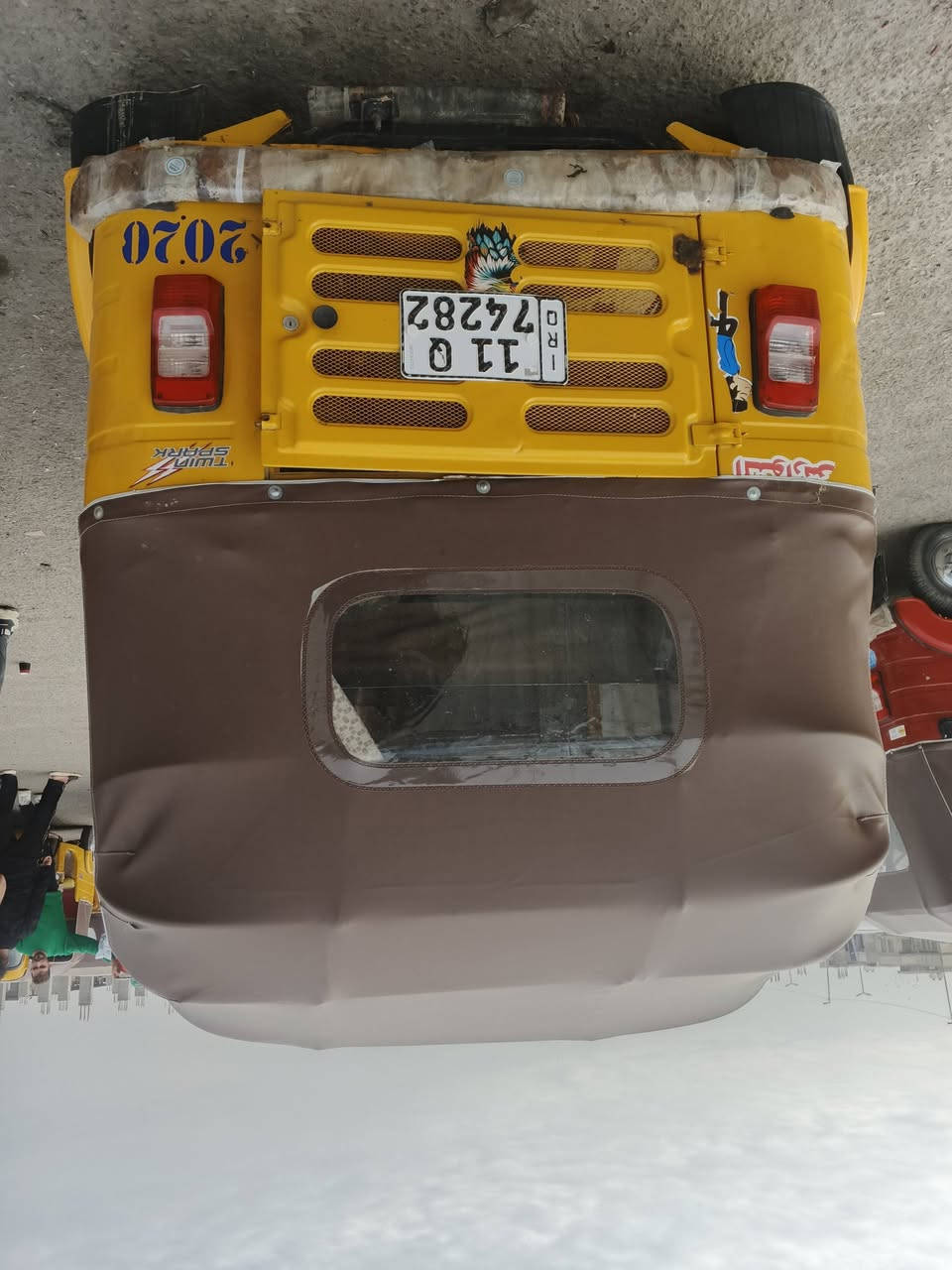 سلام عليكم شباب تكتك موديل 18 داخل بل 19 شهر الثاني بل سنويه تكتك جهزه من كلش كبل الشارع رقم وسنويه بسمي المكان بغداد حي طارق الوصط وهاذ رقمي ***********
