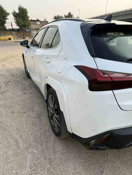 السلام عليكم لكزز ux250 هايبر محرك 2000 مديل 2023 بغداد باسمي لبيع صبغ خمس قطع بدون دواخل شاصي لغد مكفول مكان السياره بغداد مقابل زيونه السعر 150 ورقه رقمي ***********
