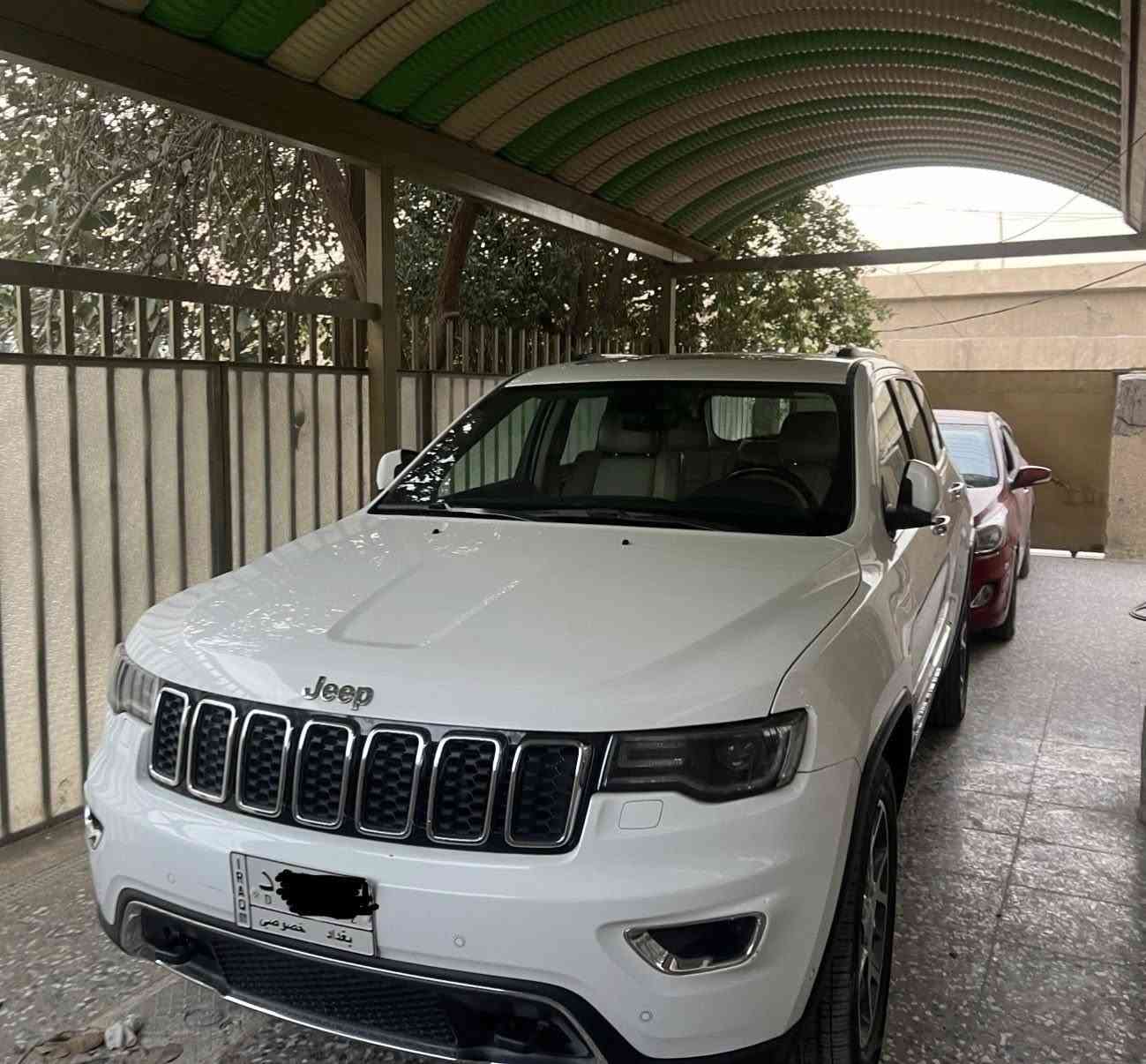 جيب كراند شيروكي 2019 
خليجي مكفولة كفالة عامة من الصبغ و التبديل حتى الدعاميات مكفولة
فول مواصفات
مكينه 6 سلندر 3600 
تشغيل عن بعد
نظام auto start stop اطفاء عند التوقف
حساسات امامي خلفي
بنوراما
رادار امامي خلفي جانبي
نظام Rear Park Sense Braking Assist (توقف اوتوماتيكي عند الرجوع للخلف )
كراسي كهرباء تدفئة + تبريد + ذاكرة
تدفئة ستيرن
ماسحات اوتو
شاشة كبيرة
شفتات ستيرن
صندوق كهرباء
زراك لايت
فور ويل ماوس تحديد نوع القيادة
نقطة عمياء
مري شفط مع هيتر
لايتات زنون أصلي
مرايات تعتيم انعكاس 
رقم بغداد - الدولي الجديد
ماشيه 65 الف كيلو وليس ميل
السعر 33,000 دولار
او مراوس مع جيب بلك ان تو كولر 
مكاني بغداد - الدورة 
 واتس اب ***********
