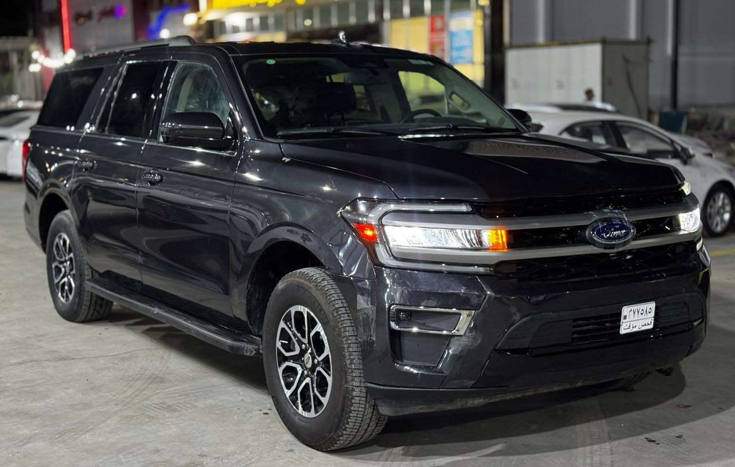 فورد اكسبدشن 2024 XLT
🟢 Ford Expedition 2024 Xlt MAX

حجم المحرك V6 سلندر (3.5L) توربو
عداد المسافة 300 ميل / زيرو 
عدد المقاعد 7 راكب

🔴 المواصفات :
بصمة تشغيل
بصمة ابواب
تشغيل عن بعد
صندوق شفط كهربائي
رادار امامي (تحديد مسار)
رادار جانبي (نقاط عمياء)
رادار خلفي (التحذير من الاصطدام) 
تحكم وضعيات القيادة Drive modes 
شاحن موبايل Wireless 
كشنات جلد
كشنات الامامية تدفئة+ تبريد
كشنات خلفية تدفئة 
كشنات خلفي منفصل 
سستم سماعات Bang&Olefsen
تحكمات 
اوتو بارك Auto Park 
اوتو ستارت Auto Start
اوتو ستوب Auto Stop
اوتو هولد Auto Hold
منافذ AUX+USB
مانع انزلاق+ABS
وبقية المواصفات المعروفة
———————-
للاستفسار اتصل
*********** بغداد, العراق
