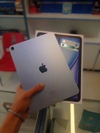 ايباد Air11Am2 2024ذاكره 128بطاريه 90مكفول غراضه كامله سعر575وبي مجال ...