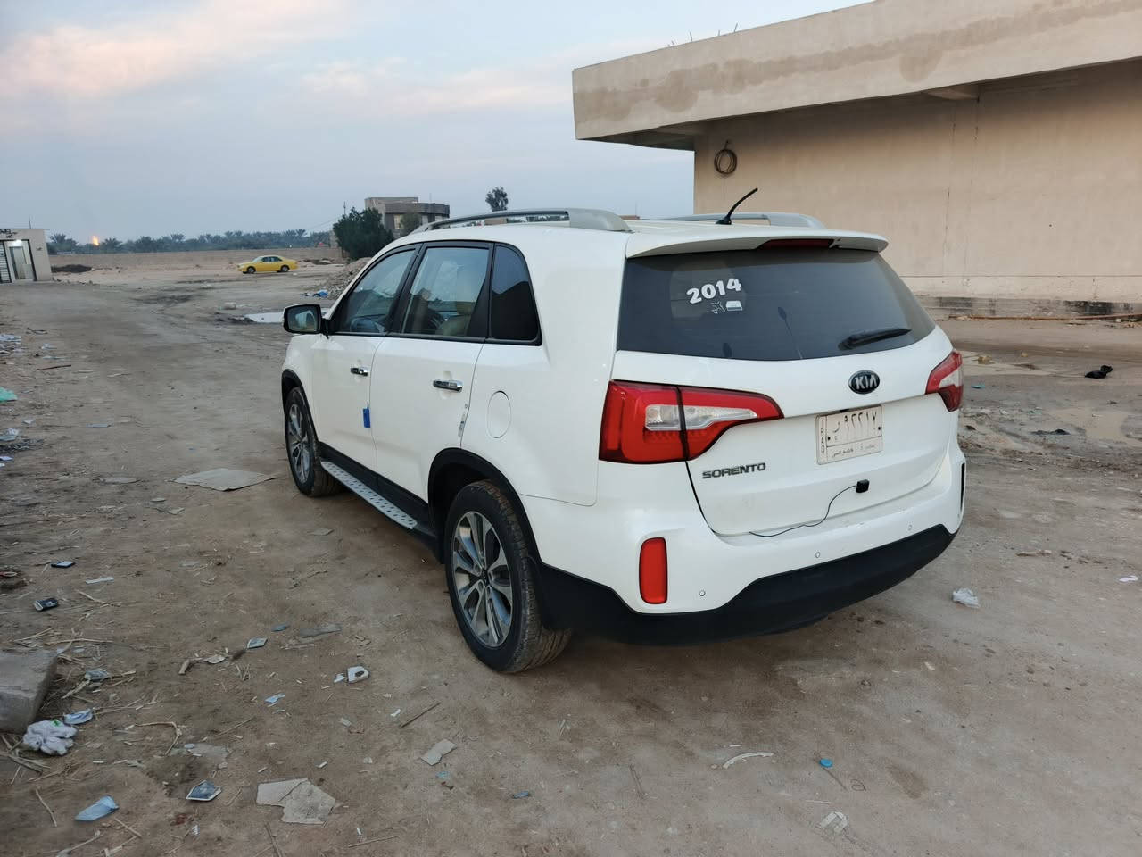 سورنتو 2014 بصمة ٧ راكب 4 سلندر بيها مكانات صبغ بسيطة رقم بصرة تحويل ثاني يوم 3 قطع، تبريد شاشة كامرة، حساسات السعر 140 بيها مجال مكان السيارة البصرة قضاء المدينة ***********
