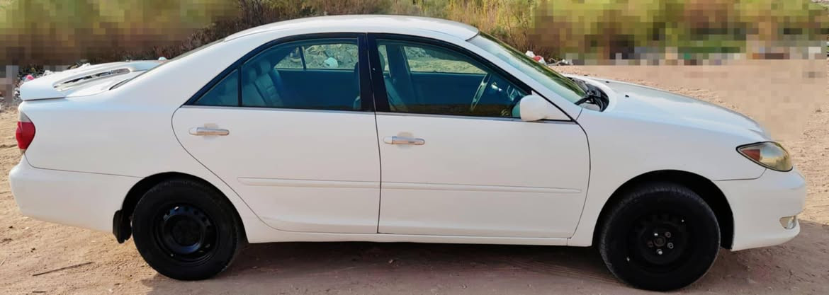 كامري للبيع موديل ٢٠٠٦ رقم بابل مميز بسمي سنويه صبغ عام للجماليه بيه طخه خفيفه بالدوسه الخلفيه جهت العبري كهربائيات وتبريد وتدفئه كله شغال للتفاصيل اكثر اتصل او راسلني بكل وقت *********** مكاني نجف النجف, العراق
