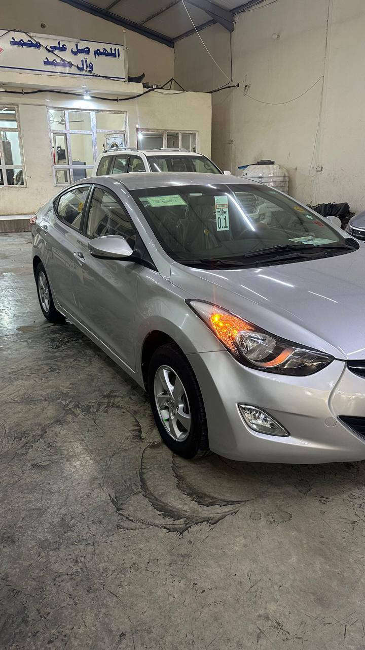 إسلام عليكم شباب عندي هونداي أفانتي موديل ٢٠١٤  بيها قطعه وحده صبغ فقط الباقي مكفوله كفاله عامه رقم ديالي شرط التحويل مكينه جديده.     ١٦٠٠   مال   حاويه تخم تاير صدر تبريد خير من الله سعر 95/$
***********
