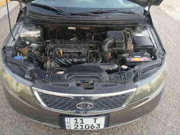 سلام عليكم  سيراتو  ٢٠١١ خليجي فول واحد على واحد بصمه وفتحه سياره مابيهه حادث فقط بارد مكينه  الف وستميه سياره جاهزه مابيهه اي نقص وباسمي ،مكاني بغداد الشهداء البياع السعر ١٠٠، ***********
