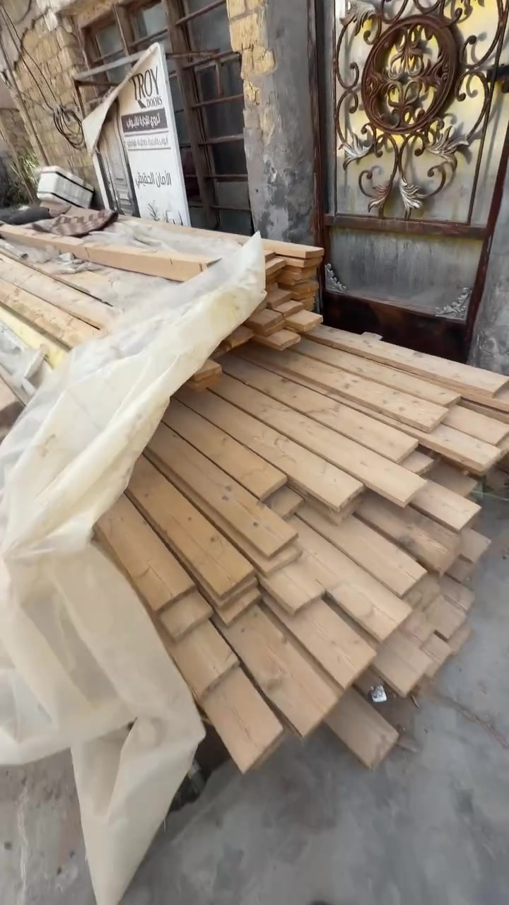 قالب بيت كامل البيع
مامستخدم جديد بسمار مامدكوك بي 
سعر 3و 600 وبي مجال شي بسيط 
رقم صاحب القالب ابو علي ***********
المكان بصره شط العرب التنومه
