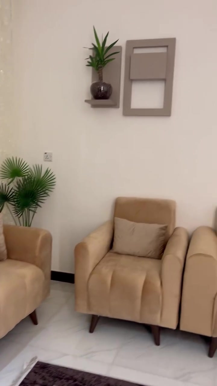 تخم ١٠ مقاعد استعمال أسبوع
سعر شراء ٦٥٠ للبيع ٥٥٠ 
طبلات هديه


**إذا كنت صاحب هذا الإعلان وتريد حذفه لأي سبب، رجاءا أرسل رسالة إلى الدعم الفني**