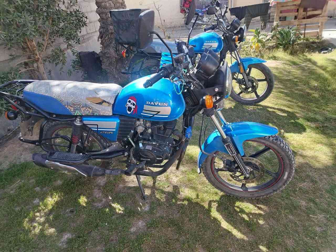 دراجات دايوان
واحد (2021) 
والثاني (2022)
السعر الاول 1500 الف 
و سعر الثاني 1250 الف 
الاول اوراق اصولية 
والثاني اوراقة سحب 
بيهن مجال شي بسيط 
الرقم ***********
