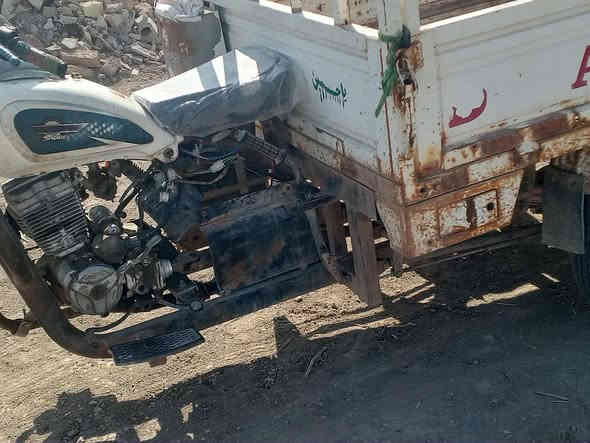 سلام عليكم ستوته دايون موديل 15 اوراق ستوته بلاديه محرك خير من الله لاتنقيص ولا تبخير شاصي مكفول من الحيم السعر مليون وميه وبيها مجال بسيط المكان ذي قار قضاء النصر هاتف ***********
