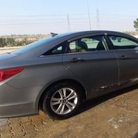 سوناتا 2013  وارد امريكي رقم بغداد بسمي  سعر 92 و بيها مجال رقم 078870...