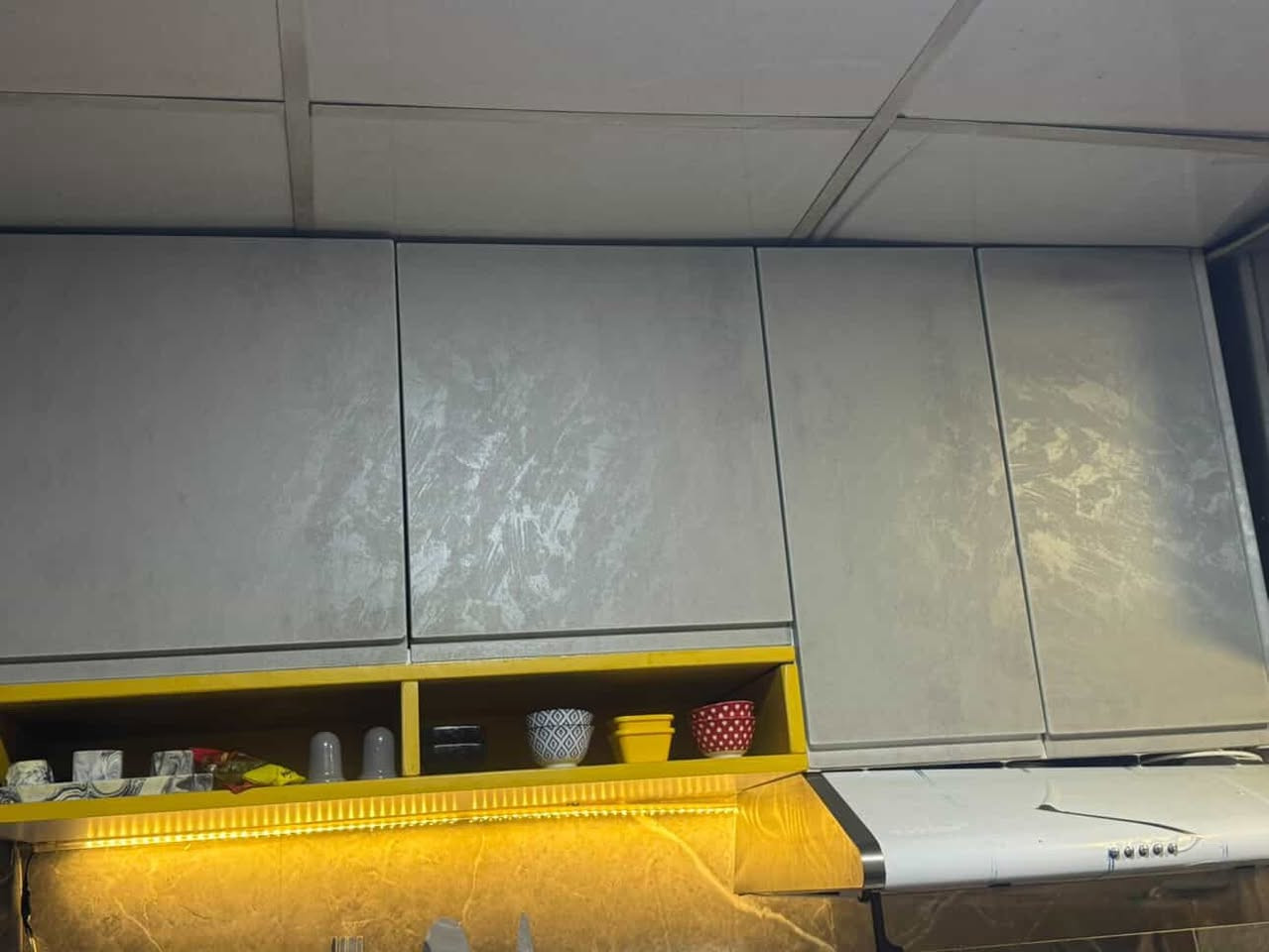 سلام عليكم كاونتر ام دي إف داخل وخارج الأسطح كوارتز والسنك سل إستيل وعيوب موضح بصوره مترتين وعشره سعره ٥٠٠ وبي مجال


**إذا كنت صاحب هذا الإعلان وتريد حذفه لأي سبب، رجاءا أرسل رسالة إلى الدعم الفني**