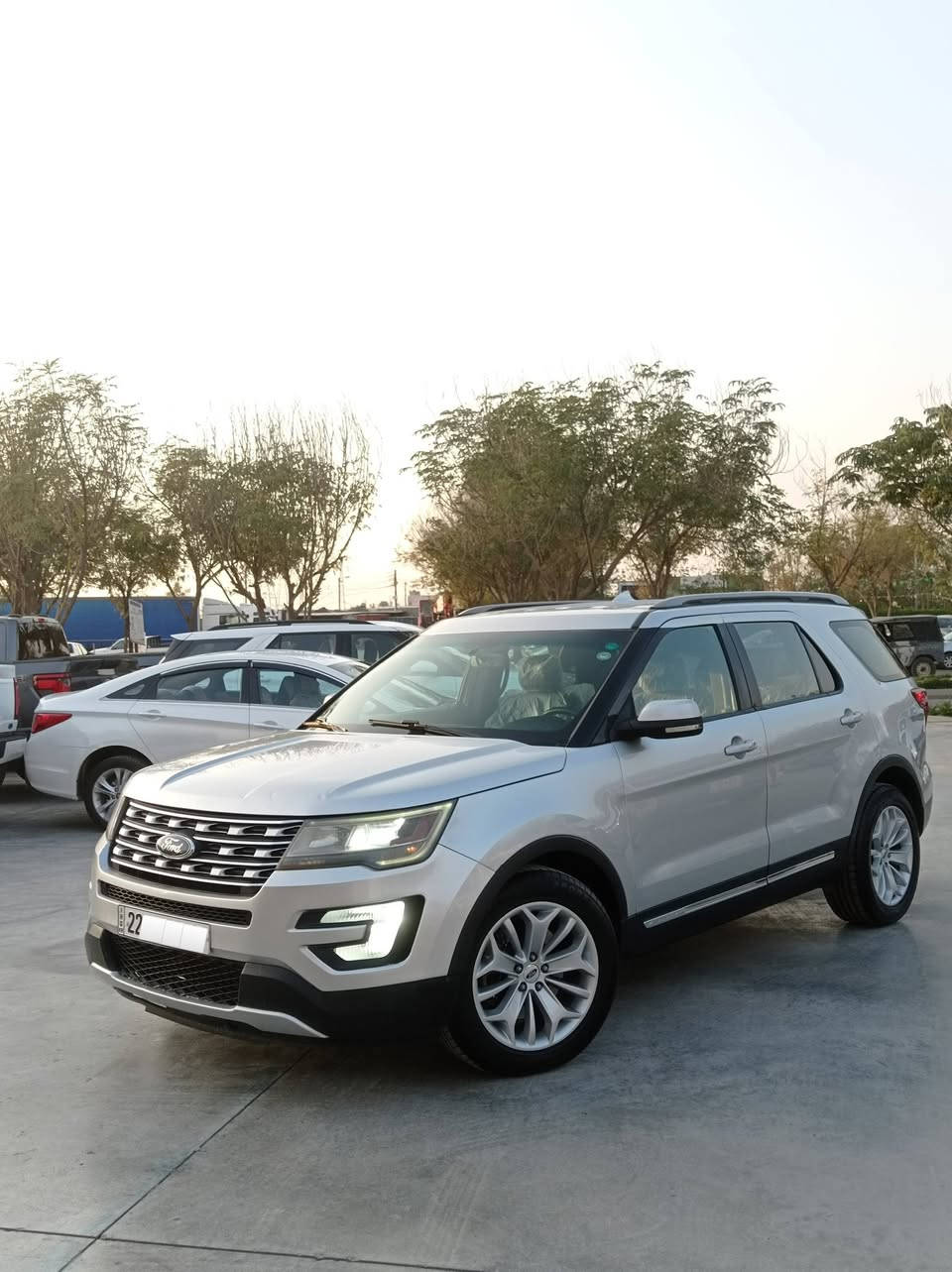 FORD EXPLORER 2017
بِسْمِ اللهِ الرَّحْمَنِ الرَّحِيْم 
عربي / كوردی 
عربي 
فورد اكسبلور موديل ٢٠١٧ وارد امريكي ثلاث قطع صبغ بدون دواخل بجم کبس خلفي كبس ماشي ( 150 ) ألف ميل محرك ممفتوح رقم اربيل سنوية و هزة جديد حتى (٢٠٢٩) سيارة جاهزة و بدون نقص .
المحرك : ٦سلندر - حجم : ٣٥٠٠ - قوة : ٢٩٠ حصان 🐎 .
ملاحظة ⛔: بيهه سيستم غاز إيطالي .
مواصفات (4WD + XLT )
١-دبل اكسل 
٢-٧راكب 
٣-لایت زنون 
٤-حاسة
٥-لايت أوتو 
٦-٣مقعد تبريد 
٧-قفل تلقائي 
٨-فوليوم
٩-جام أوتو 
١٠-بصمة
١١-٤مود قيادة 
١٢-تحدید سورعة
١٣-كشن كهرباء
١٤-مراية هيتر 
١٥-بگلايت ليد 
١٦-كاميرا
١٧-گير شفط 
١٨-فتح تلقائي
١٩-كود أبواب 
٢٠-لايت ليد 
٢١-صندوق كهرباء 
٢٢-ابواب بصمة
٢٣-مكان هوك 
٢٤-كير ماوس 
٢٥-مسجل شاشة
٢٦-گيچ اليكتروني
٢٧-مود TOW
٢٨-ثلاث شاشة 
٢٩-اشاير بل امراية 
٣٠-شغال .
مكان : كلار - سليمانية 
سعر : ( ١٤٥ ) ورقة 💸 
رقم تلفون : 
       واتساب 
          📥
 ( *********** )
 ( *********** )
كوردی 
فۆرد اکسپلۆرا مۆدێل 2017 ئەمریکی سێ پارچه بۆیاخ بێ ناوگرتن وە پێشەوە و دواوەی کەپسە ( 150 ) هەزار ميل ڕۆیشتوە مەکینەی نەکراوەتەوە ڕەقەم هەولێر سەنەوی و هەزەی نوێیە تا (2029) سەیارەیەکی خاوێن و بێ مەسرەفە .
مەکینە : 6بستۆن - قەبارە : 3500 - هێز : 290hp 🐎 . 
تێبینی ⛔: سیستەمی غازی ئیتاڵی بۆ بەستراوە .
مواسفات ( XLT + 4WD )
1-دەبڵ اکسڵ
2-تەحدید سورعە 
3- 7نەفەری 
4- لایت زینۆن 
5-ڤۆلیۆم 
6- 3مەقعەد تەبريد 
7- لایت ئۆتۆ 
8-جام ئۆتۆ 
9-کوشین کارەبا 
10- 4مۆد لێخوڕین 
11-مۆد تراکشن 
12-حاسە 
13-بەسمە
14-ئاوێنە ئیشارات 
15-لایت لید 
16-کامێرا 
17-کردنەوەی زیرەک 
18-بەگلایت لید 
19-کۆدی دەرگا 
20-گێڕ شەفت
21-سنوق کارەبای 
22-دەرگا بەسمە 
23-شغال 
24-گێر ماوس 
25-شوێن هۆک
26-گێچ ئەلیکترۆنی 
27-شاشە گەورە 
28-مۆدی TOW
29-سێ شاشە 
30- ئاوێنە هیتەر .
شوێن : کەلار ـ سلێمانی 
نرخ : ( 145 ) گەڵا 💸 
ژ.م :   واتساب
            📥 ( *********** )               
( *********** )
