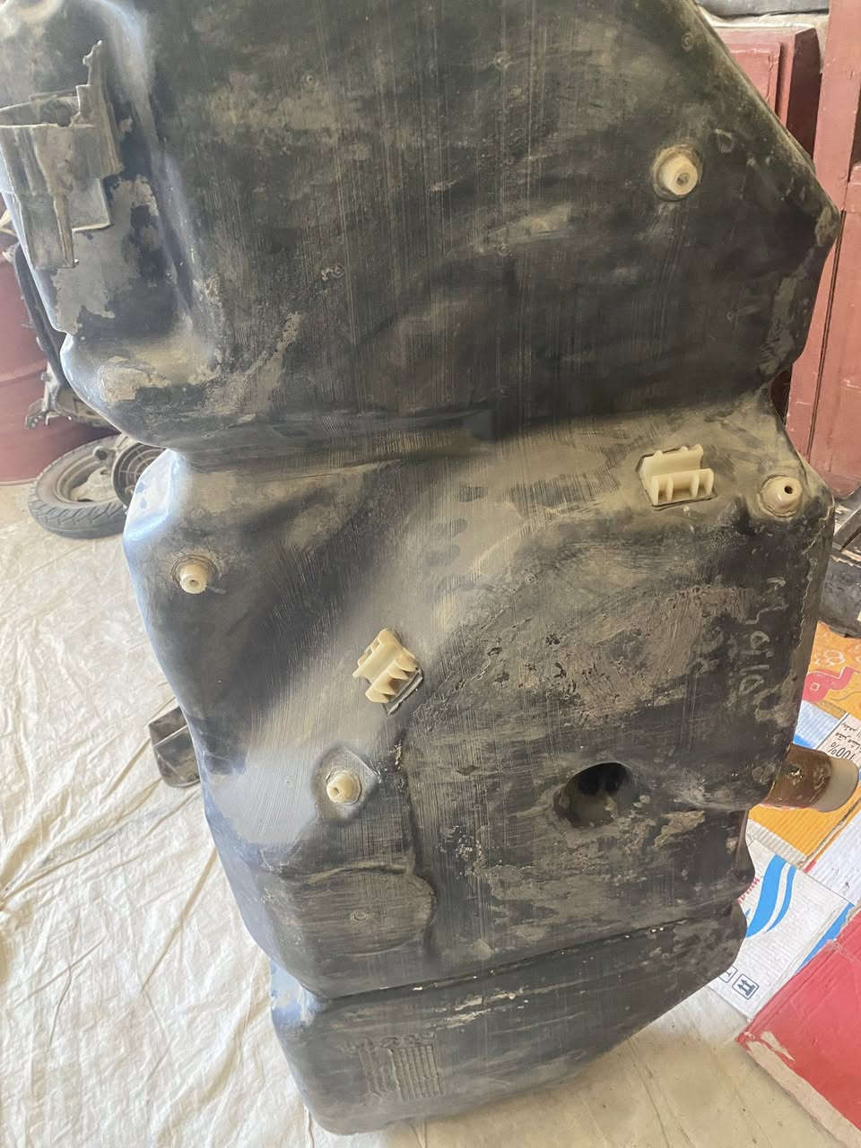 تانكي سمند عبوة جبيرة لاشك ولا زرف عل فحص مكاني كوت شهداء السعر ٤٠ وبيه مجال هوة ويا عبوة نقصه طوافة ‭٠٧٧٤ ٣٥٢ ٧٤١٣‬
