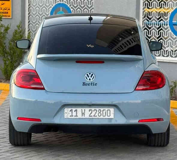 VolksWagen Beetle فولكس واكن بيتل 2015
لون مميز / رقم مميز بغداد بأسمي تحويل مباشر
ضررها بامريكا بسيط جداً موضح بالصور 
 بدون دواخل ( الايرباكات سليمه )
المواصفات : 
- محرك حجم 1800 تيربو 
- شاشة كاربلاي CarPlay & AndroidAuto
- كاميرا خلفية
- كشنات جلد 
- كشنات تدفئه
- ستيرن D shape 
- اضاءة زينون عالي / ناصي / كشافات
- ويل حجم 17 أصلي
- مفاتيح عدد ٢
محرك و كير غير مفتوح شرط الفحص 
نوزلات و بلكات و فيت بمب جدد مسويلها ادامه 
حتى الدهن مبدله جديد Adinol
 صدر امامي خلفي جديد
تبريد ثلج و تخم تاير جدد. جاهزة مابيها نقص
نظيفة جداً من الداخل و الخارج و ترايها يخبل
سنويه و هزه و ارقام جدد
السعر 109 ورقه بيها مجال للطيبين
عنواني بغداد 
***********
*********** بغداد
