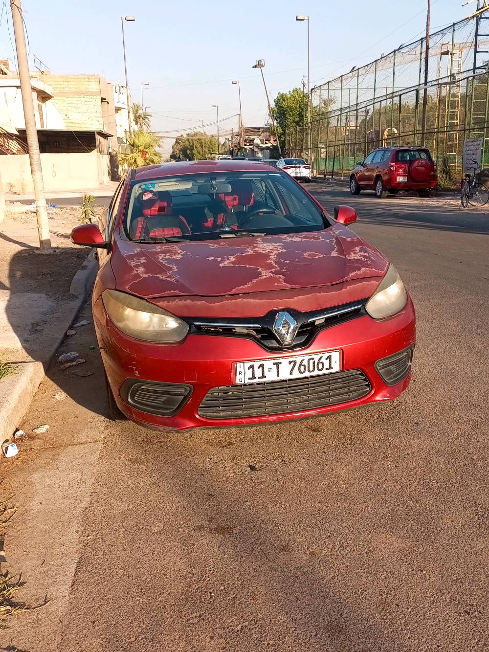 رينو افلونس ٢٠١٦
سياره بيها كاز كيت لبقيه كلها شغاله تبريد يحتاجله غاز 
مابيها ضربه ايرباكات مابيها شي شادلها كير مال سنتره 
لمحرك جديد مشتري مامفتوح بس سؤ استخدام وصار كاز كيت سياره ماشيه ١٩٣
كهربائيات ماملعوب بيها راديتر جديد تخم نوزلات وبلكات ومجاول كله جديد اصلي رايدها ب٤٧ وبيها مجال 
*********** بي واتساب او تواصل ع الخاص
