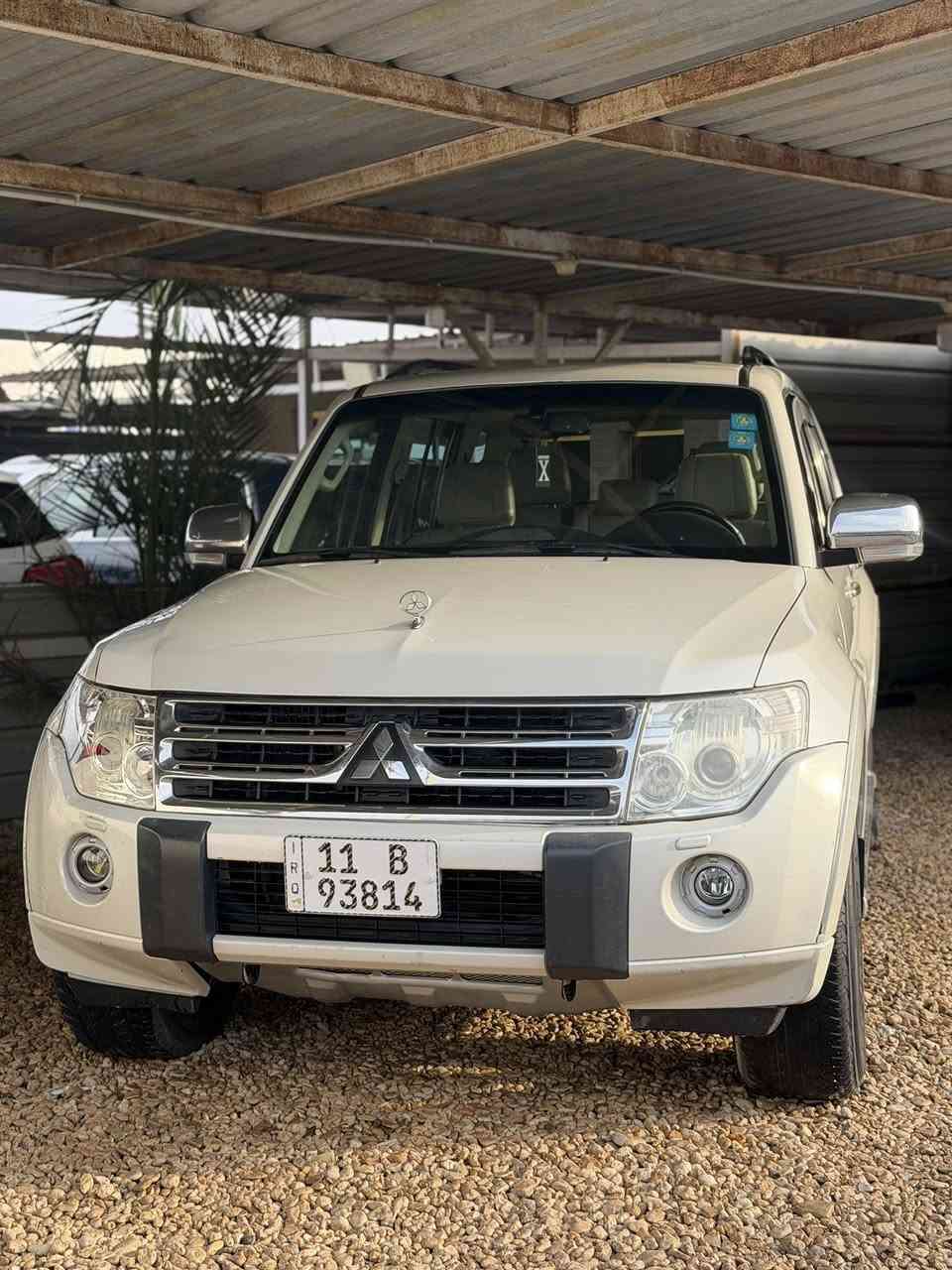 السلام عليكم 
للبيع باجيرو موديل 2010 وكالة الحبتور 
رقم بغداد بأسمي هزه قبل اسبوع ماخذلها 
مكفوله كفاله عامه من الفتح والتبديل والصبغ 
محرك 6 سلندر 3500
كير ومحرك ممفتوح برغي بي 
السياره كلها بلاديه على حالة الوكاله ع ايد وحده من الشركه لحد الان 
غرفتها جديده لوك السياره استخدام شخصي نظيف جداً 
مسوين الدشبول يم المفتاح الابيض يعني السياره ناعمه وطستها كلش حلوه 
تخم تاير وحداديه وتبريد كله جديد
فول مواصفات 
فتحة سقف
دمام خلفي
حساس خلفي زراك لايت
داخل جلد بيجي 
فول تحكم ستيرن 
كشنات كهرباء مري شفط
 اشاير مري لايت زنون بلادي 
ماشيه 187 الف 
بيها كارت شبر بالبنيد جهة الراكب فقط بدون فتح 
باقي السياره كفاله عامه 
مكاني بابل مركز الحله
معرض الوطن لتجارة السيارات الحديثة
السعر $148 وبيها مجال للشراي 
للاتصال 
***********
***********
