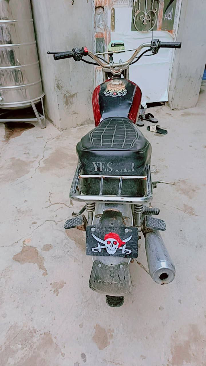 سلام عليكم  دراجة البيع مديل 17 كاملةسعر خاص مكان ديالى دلي عباس وهذه رقمي ‏‪***********‬‏‏
