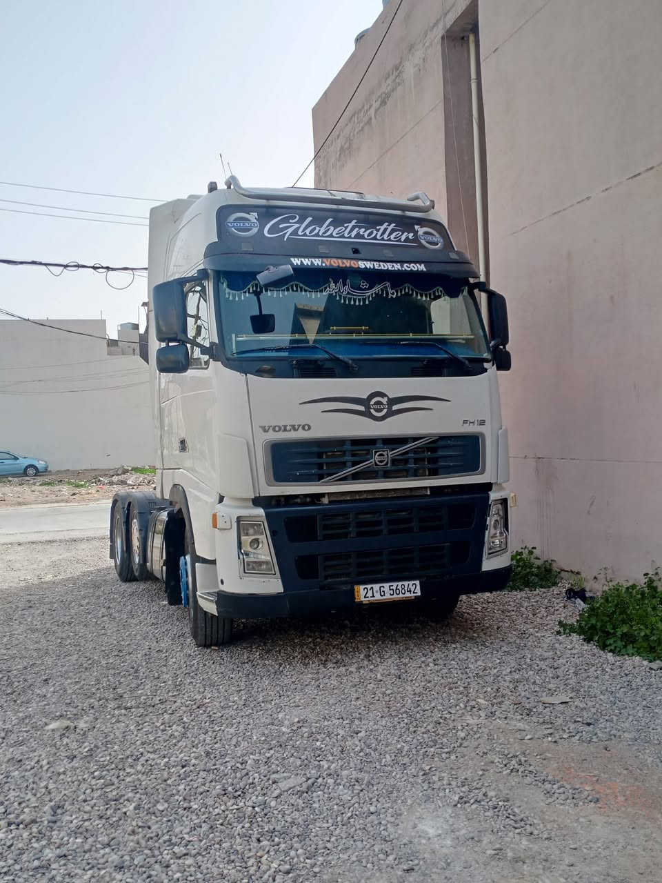 للبيع فالڤو.كامل  مربوطه قلاب نفس الي وراهه
موديل 2004 
كير عادي
سياره جاهز لشغل
رقم جديد سنويه ل 28 هزه. جديد 
الاستفسار ***********
مكان سياره دوز
